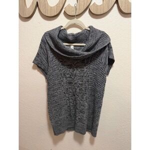 No boundaries Short Sleeve Gray Blouse Sweatersize L/G